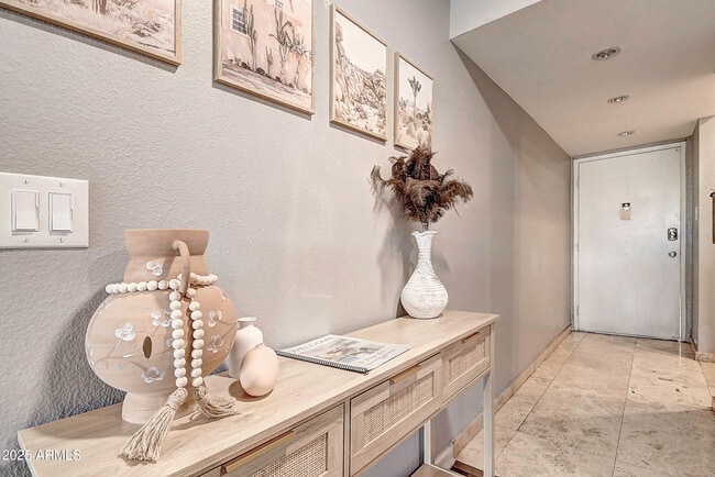 Photo - 7625 E Camelback Rd Unidad B203