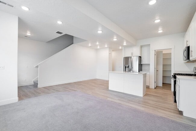 Photo - Stunning 3 Bed 2.5 Bath Enormous Townhome in Great Farmington Location! Available on June 10th!