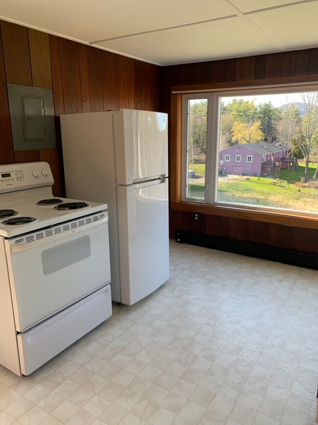 219 Park St Unit 3