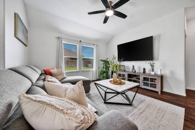 Photo - 2919 Iron Range Ct