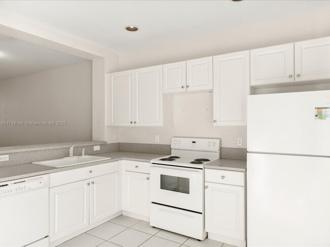 Photo - 767 NW 42nd Ave