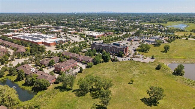 Photo - 1116 Kensington Dr Unit 1116