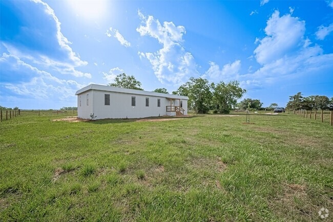 Building Photo - 22334 FM 762 Rd Rental