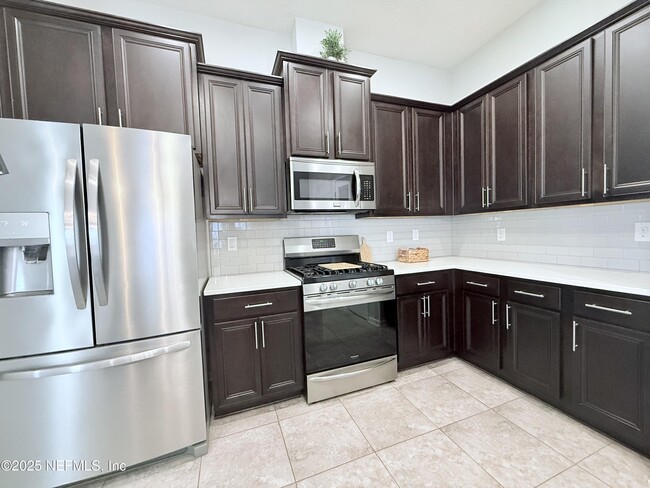 Photo - 304 Green Turtle Ln