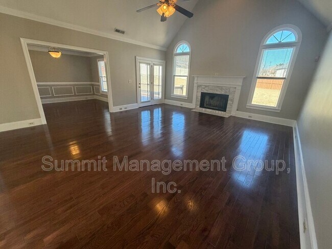 Photo - 2405 Twin Creek Ct SW