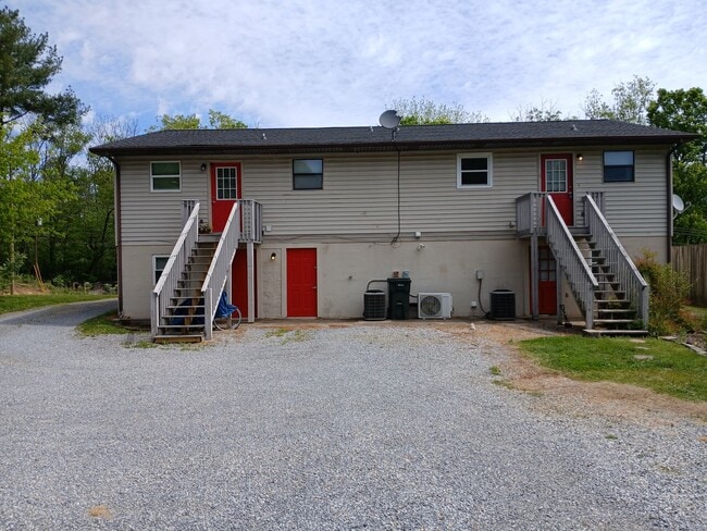 Photo - 777 Old Embreeville Rd Unit 1