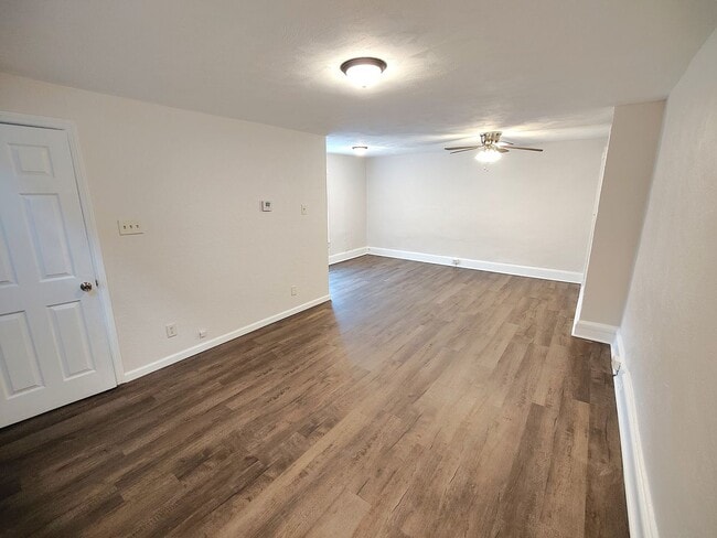 Photo - 2423 Wrights Wy Unit 2