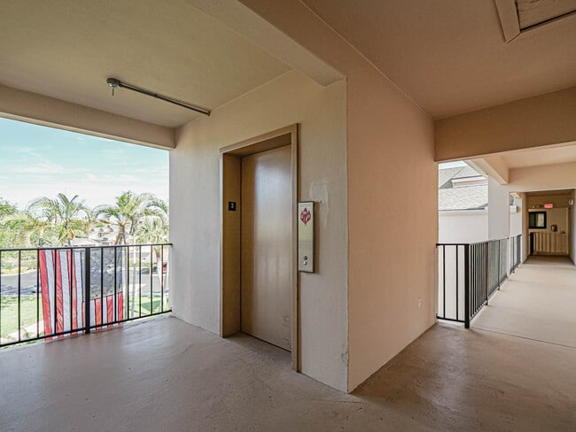 Photo - 6175 S Mirror Lake Dr Unit # 307