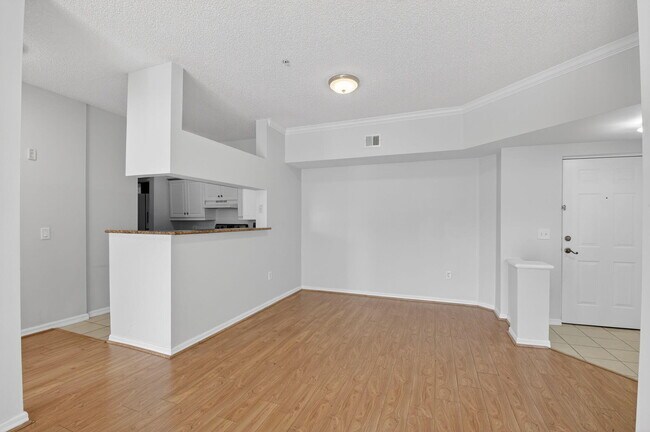 Photo - 3421 Tuscany Way