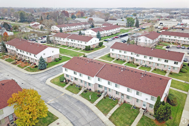 Aerial View - Kensington Place Rental