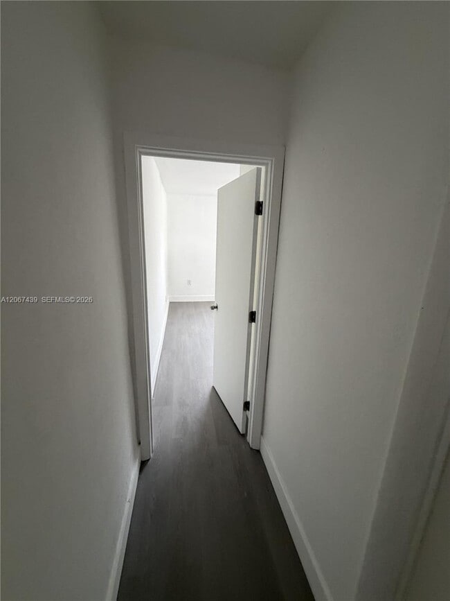 Photo - 2424 SW 21st Ter