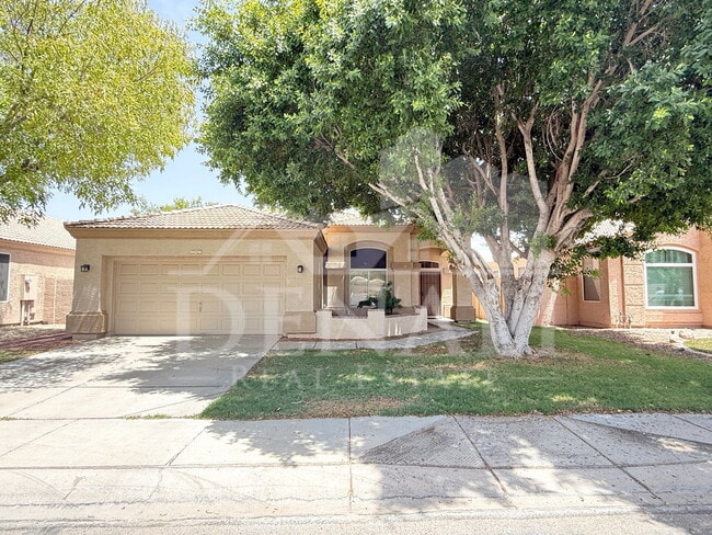 Building Photo - 797 N Gregory Pl