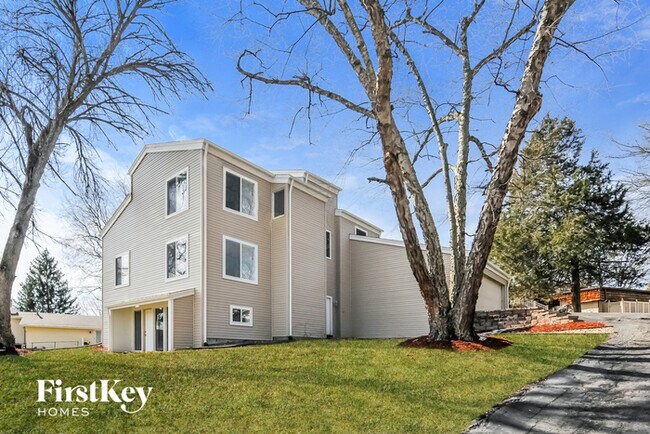 Photo - 11 St Valery Ct