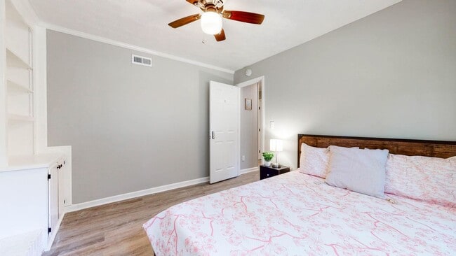 Photo - 1671 Canberra Dr Apartamento