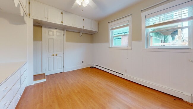 Photo - 310 Lowell St Unit A