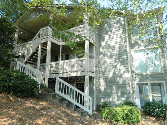 Building Photo - 1106 Natchez Trace Rental