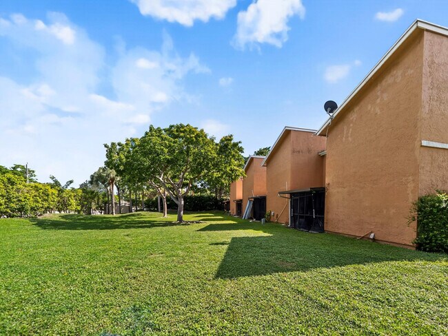 Photo - 8009 NW 71st Ct