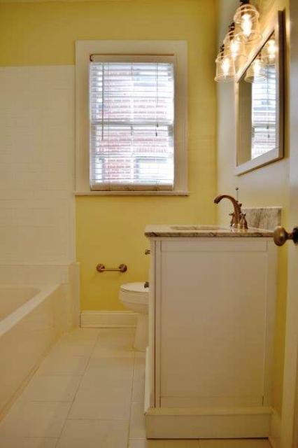 Bath - 2321 Riverside Ave Unit 2321 Riverside Ave #D
