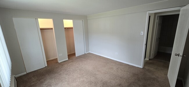 Photo - 7819 Rutherford Ave