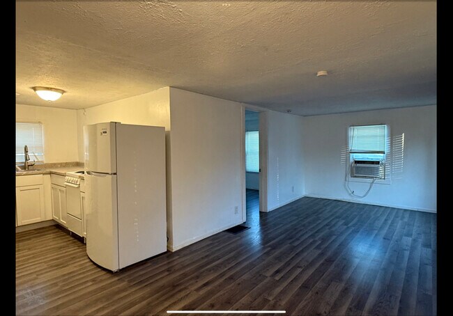 Photo - 2861 S Roena St Unidad D