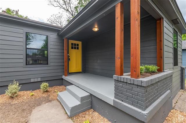 Building Photo - 2124 Tisinger Ave Rental