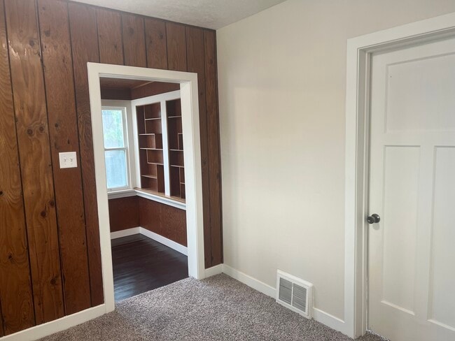 Photo - 1819 W Horne Ave