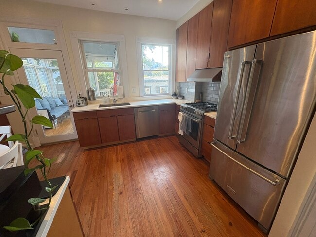 Photo - 2031 Flagler Pl NW