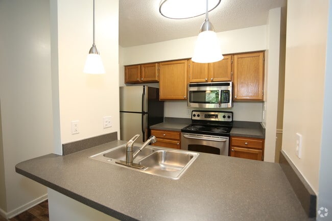 Photo - Oaks at Gayton