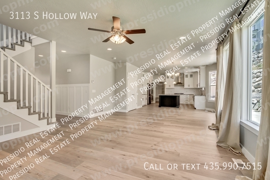 Photo - 3113 S Hollow Way House