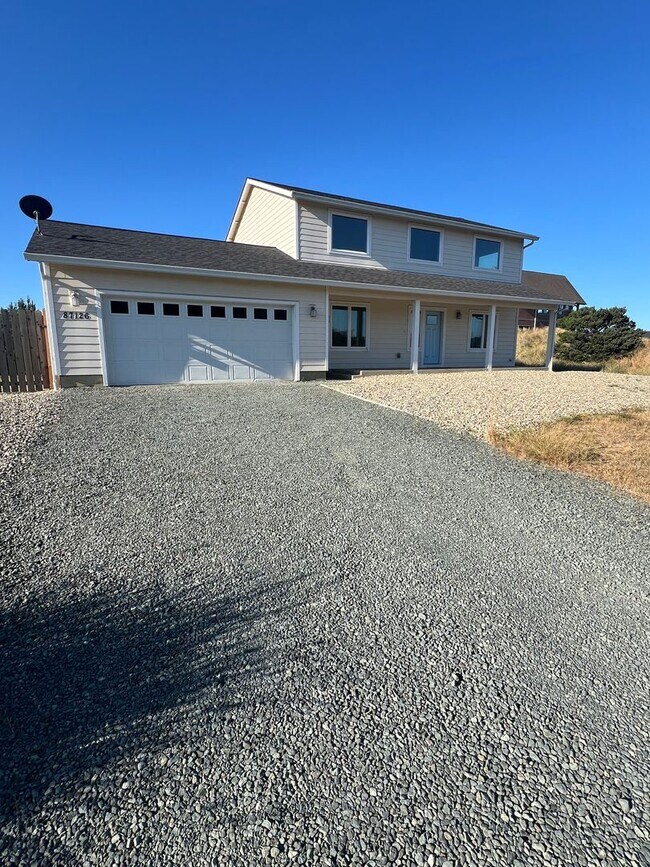 Photo - Beautiful 3 bedroom, 2 1/2 bath House with Ocean View!