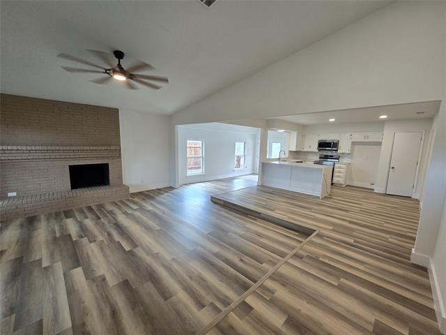 Photo - 553 Doral Pl