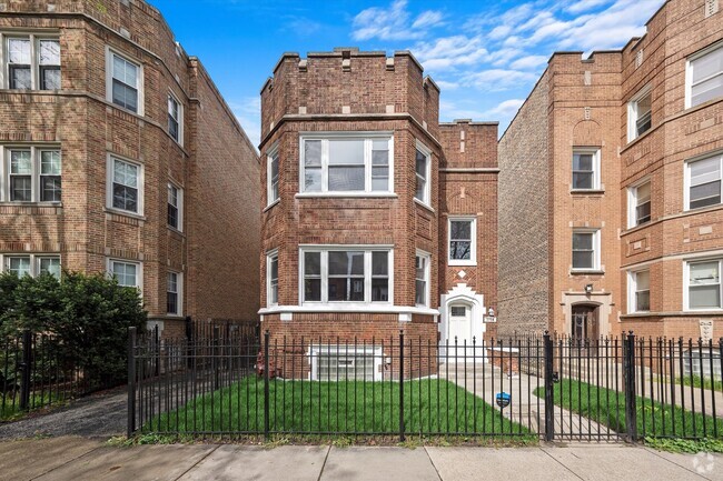 Building Photo - 7716 S Kingston Ave Rental