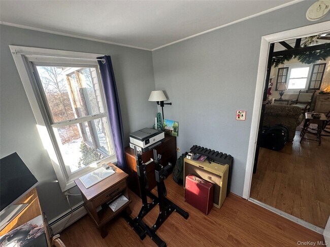 Photo - 496 Mountainview Ave