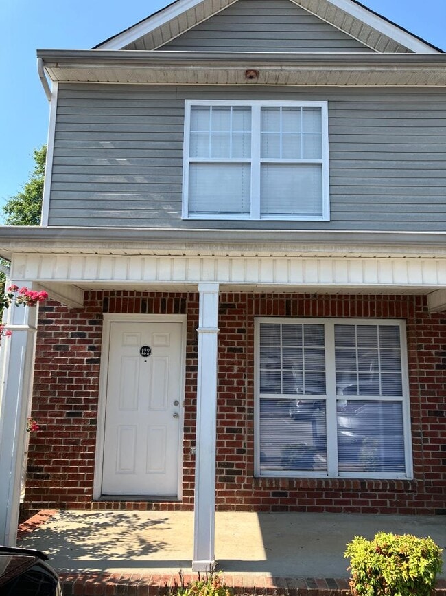 Building Photo - 122 Kathryn Ct Rental