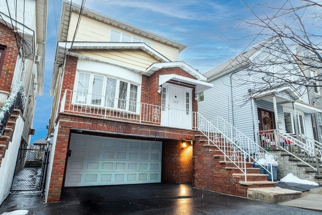 Building Photo - 6219 Polk St Unit G