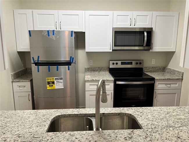 Photo - 3190 Dante Dr Unidad 308