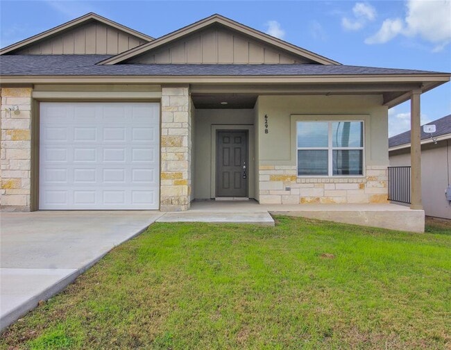 Photo - 629 County Rd 306