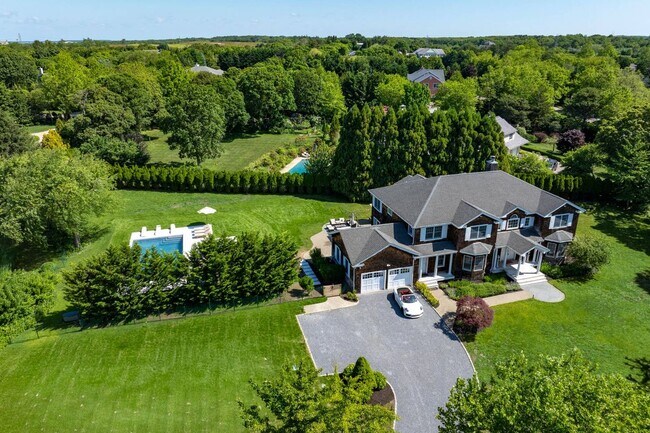 Photo - 15 Parrish Pond Ln