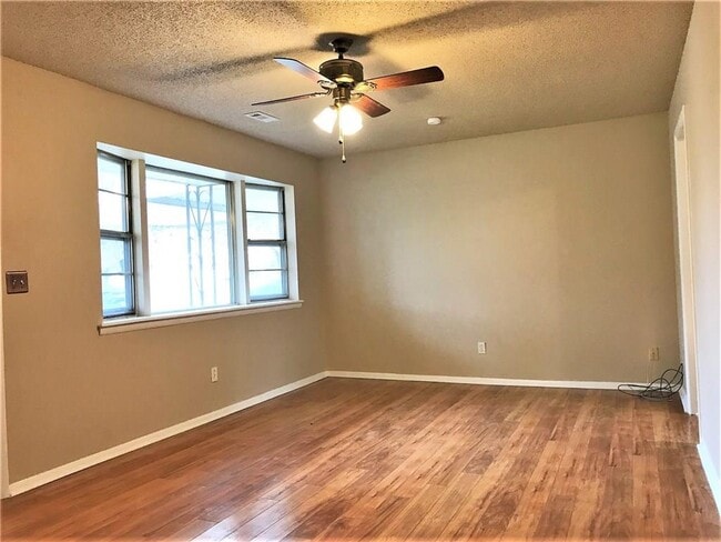 Photo - 1304 W Sunset Dr