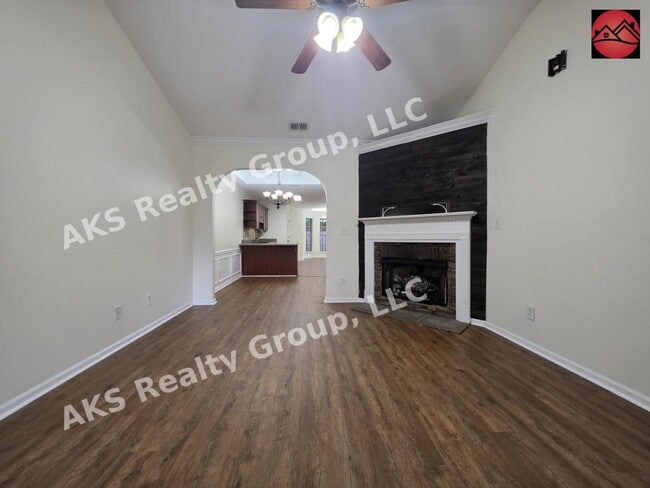 Photo - 6116 Townley Way