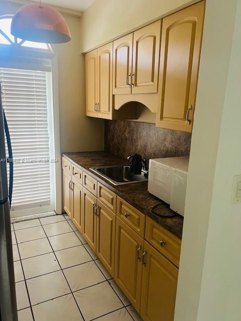 Photo - 1575 West Ave Unit 3
