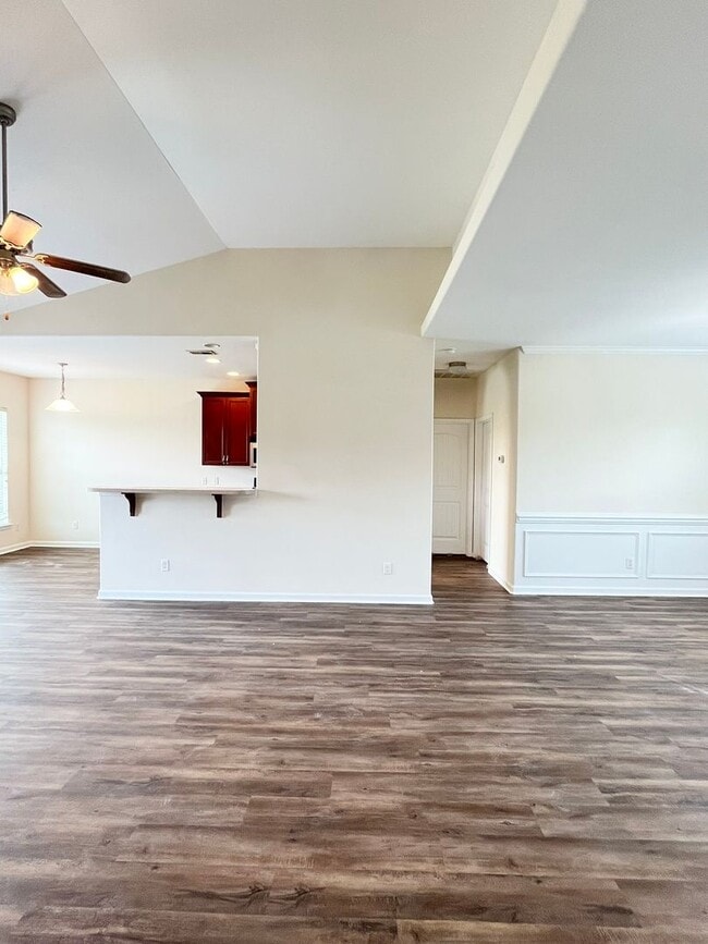 Photo - 3 Bedroom, 1 bath, with fenced in backyard...