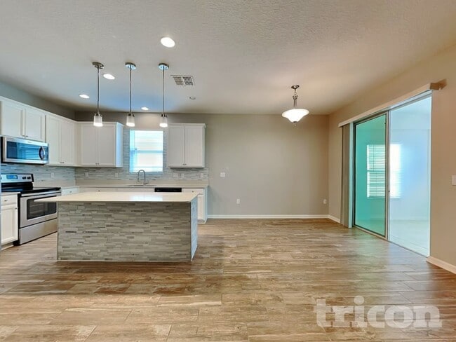 Photo - 2361 Sanderling St