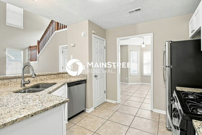 3 Bedroom Pet-Friendly Home in Fayetteville, GA with Main Street Renewal