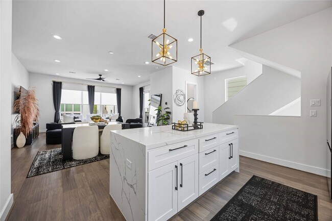 Photo - 3018 Markle Dr