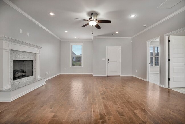 Photo - Very well maintained 4 Bed 3 Bath home in Great Location!