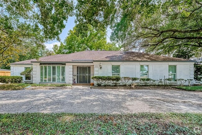 Building Photo - 5319 S Braeswood Blvd Rental