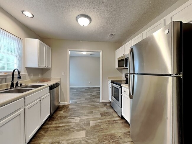 11020 Pointer Ridge Dr