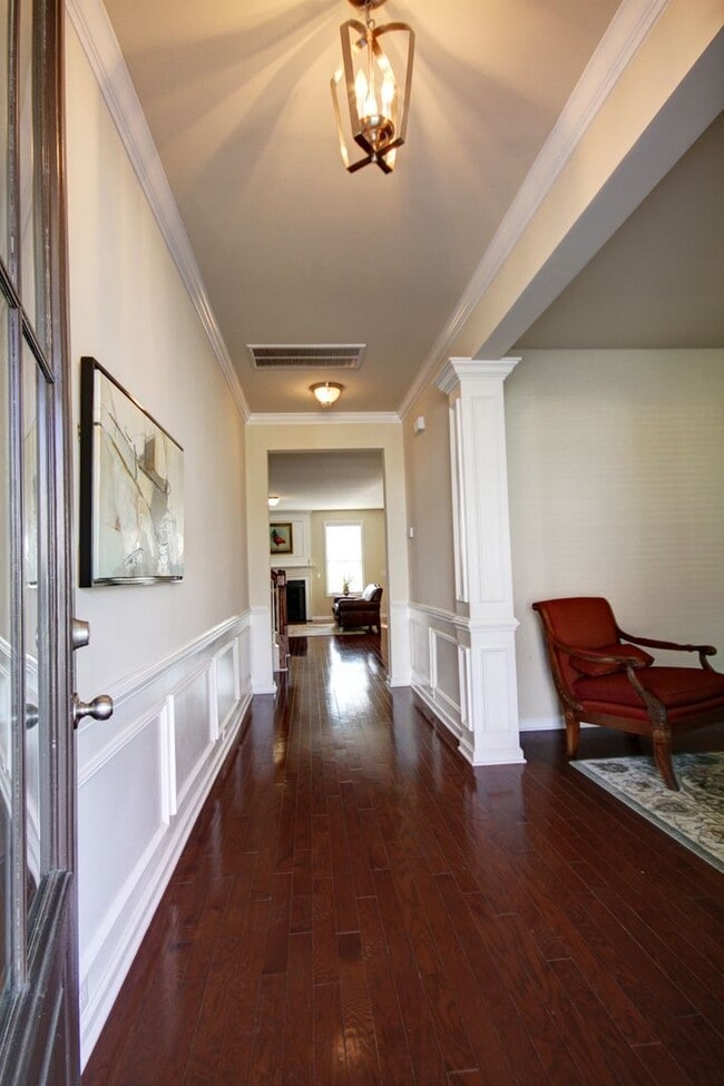 Photo - Stunning 4 bedroom in Park West - Mt. Plea...