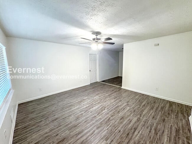 Photo - 10085 Brass Ring Rd